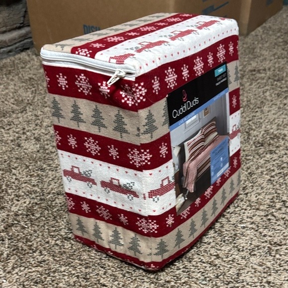 Cuddl Duds Festive Holiday Red Truck Heavyweight Twin Flannel Sheets Winter NWT - Picture 6 of 13